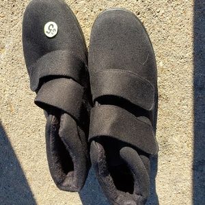 Shoes, Women's Booties